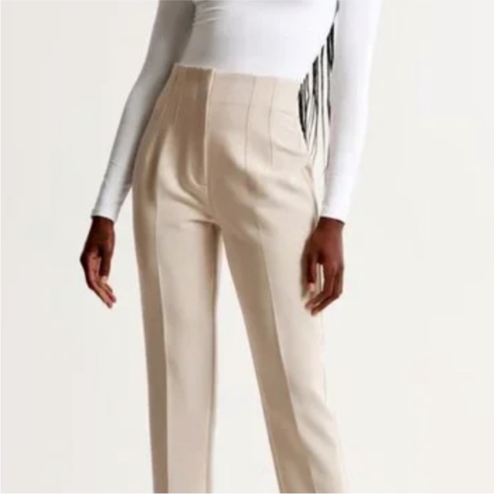 Abercrombie High And Clean Waisted Wide Leg Pant